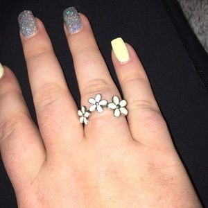 Pandora Daisy Ring